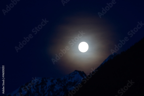 Moon over Mountains © Jackie