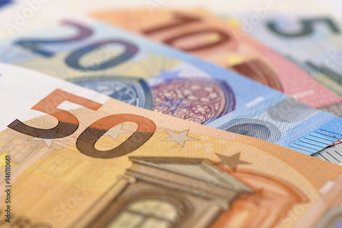 Euro Währung mit Banknote photo