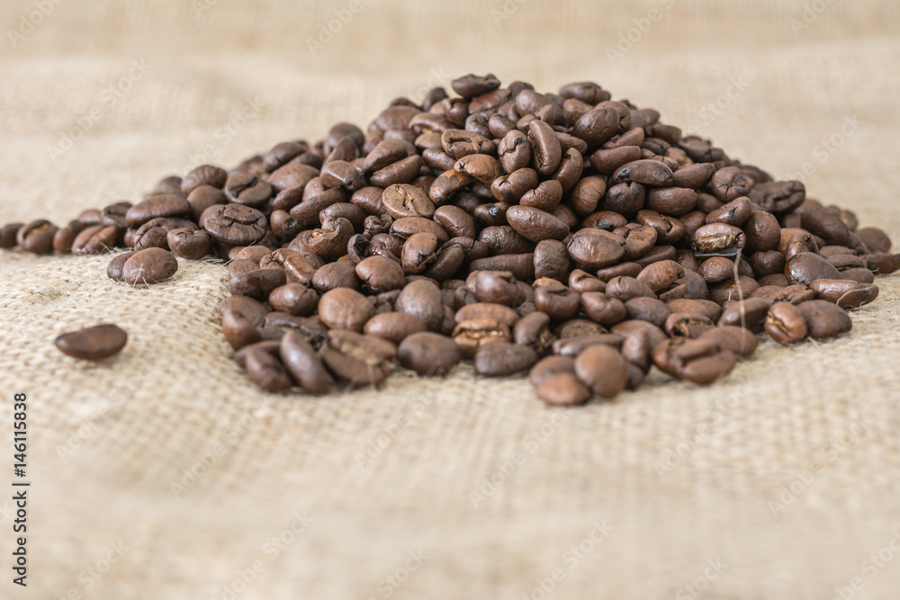 Kaffeebohnen mit Unschärfe Kaffeebohnen mit Unschärfe