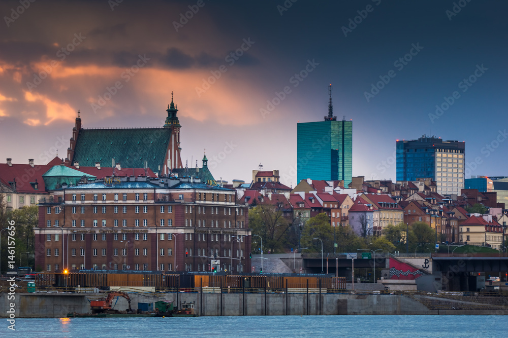 Obraz premium View of the Warsaw at sunset, Poland