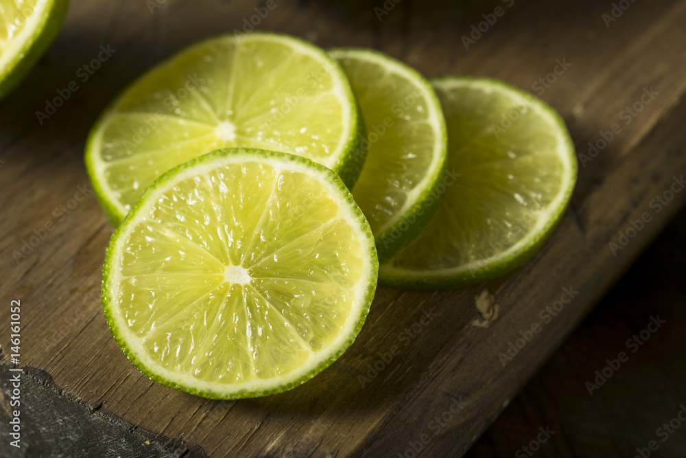 Raw Organic Green Fresh Limes Raw Organic Green Fresh Limes
