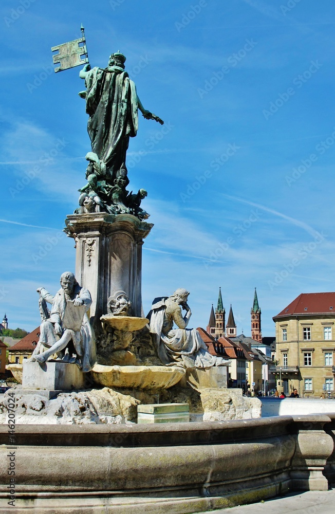 Frankoniabrunnen, Residenzplatz, Würzburg