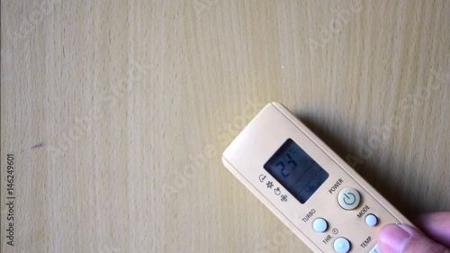 Setting air conditioning at 25 c for power saving