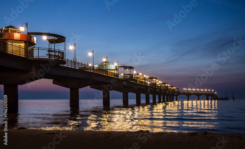 Wallpaper Mural eine Seebrücke in der Ostsee. bei Misdroy ( Polen ) Torontodigital.ca
