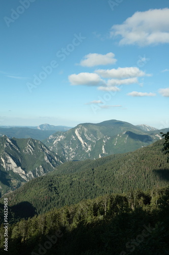 Paysage des Pyrénées audoises, Occitanie dans le sud de la France