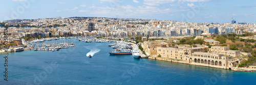 Fototapeta Naklejka Na Ścianę i Meble -  Manoel island yacht marina panorama, Malta, EU