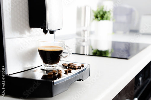 Slika na platnu Professional home coffee maker in modern kitchen
