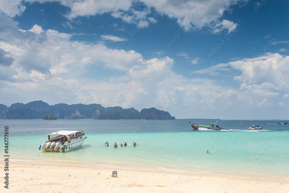 Fototapeta premium Krabi Thailand - Krabi : Beach sea view in Krabi Thailand 24/04/2017 Place TUP ISLAND Beach sea view in Krabi Thailand