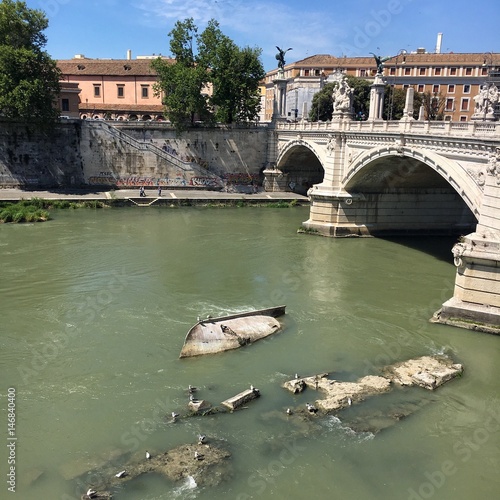 Tevere Roma photo