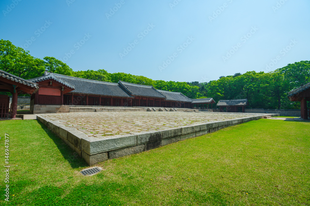 종묘 (Jongmyo Shrine)