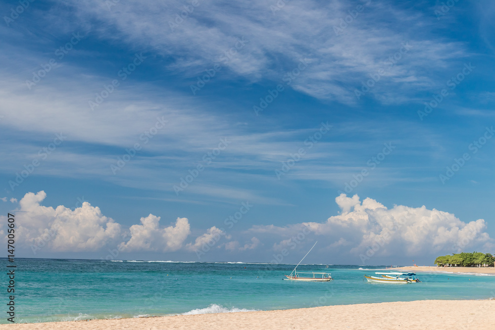 Fototapeta premium Tropical beach Nusa Dua, Bali island, Indonesia. Paradise place.