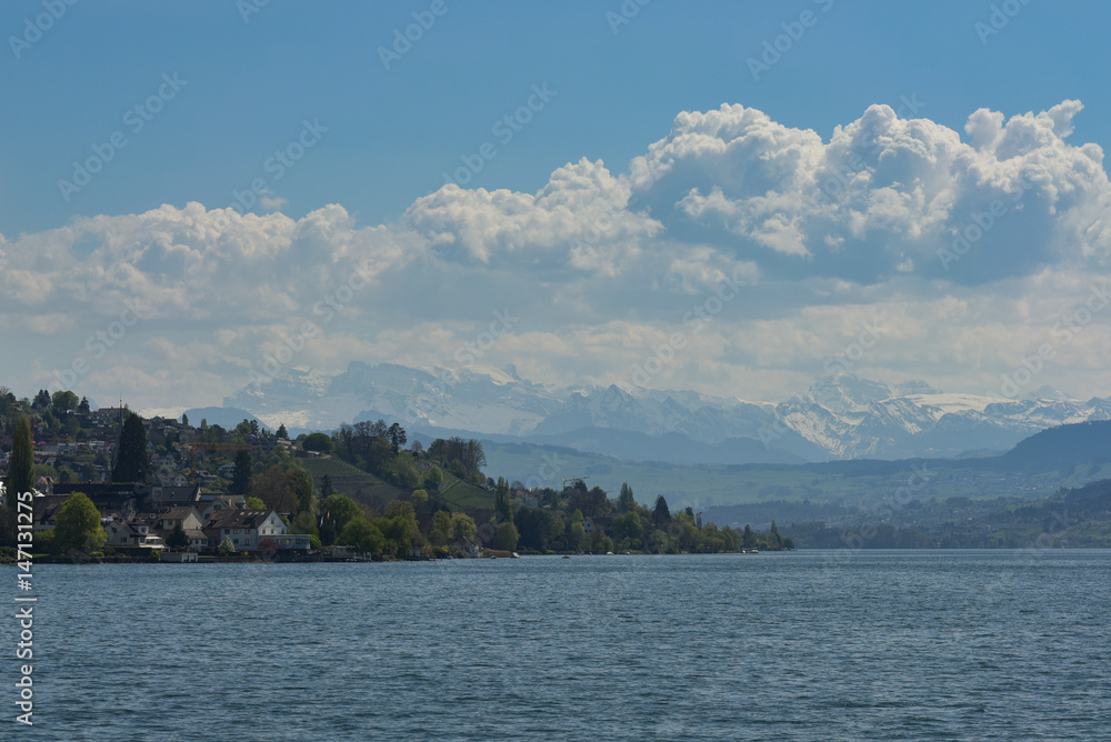 Rundfahrt auf dem Zürichsee