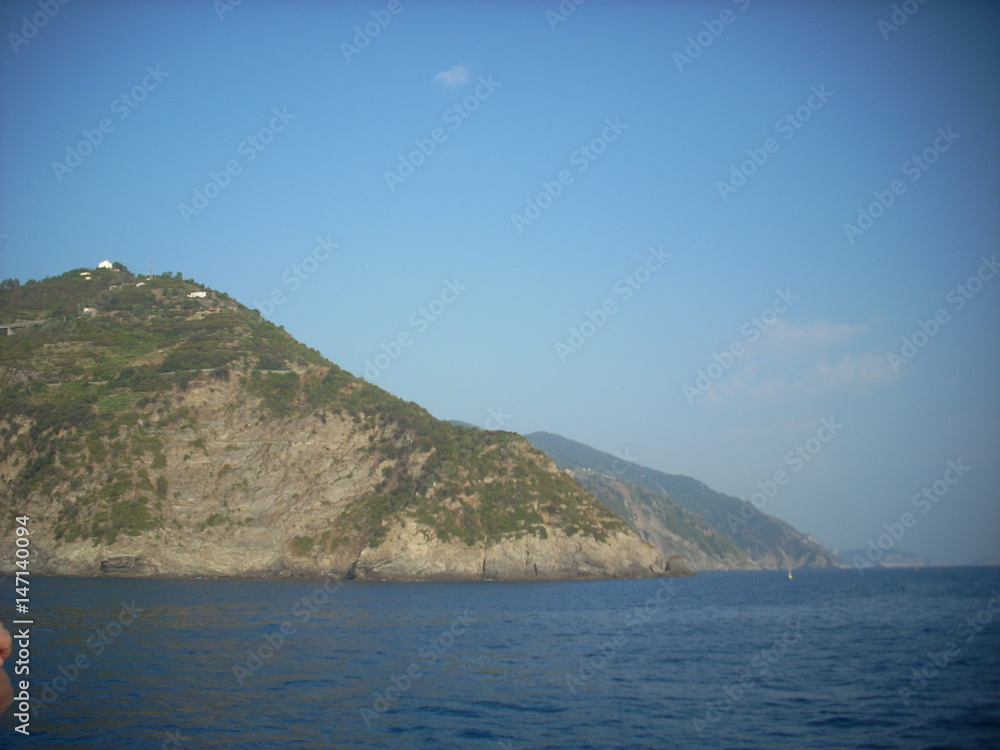Naklejka premium five lands view from the boat 