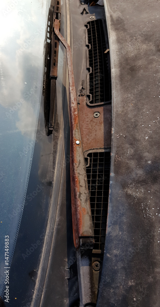 Fototapeta premium windscreen wiper old