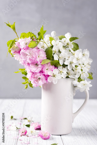 Fototapeta Naklejka Na Ścianę i Meble -  beautiful spring flowers