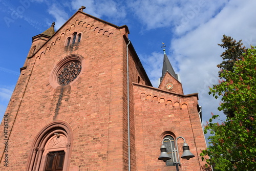 Kath. Pfarrkirche St. Peter und Paul in Hanau-Kleinauheim photo