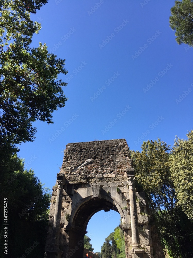 Porta di Roma antica, Roma, Italia