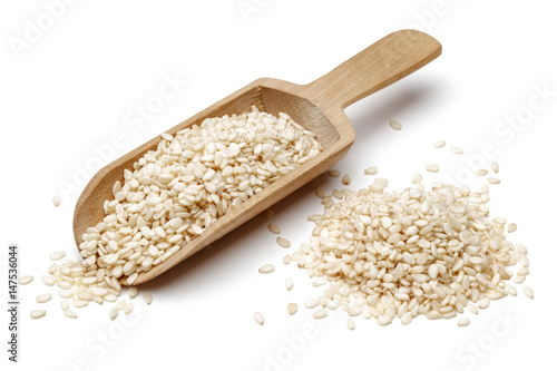 Sesame in wooden scoop