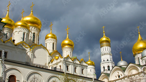 Sunlight on the domes of the buildings in the Kremlin.