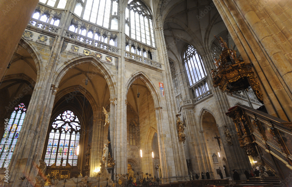 Fototapeta premium Interior of St Vitus Cathedral in Prague, Czech Republic