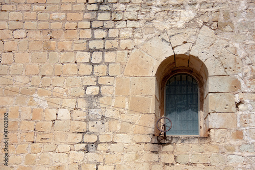 Wallpaper Mural Metal pulley with window Torontodigital.ca