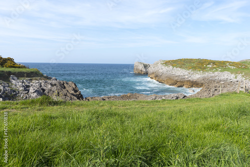 Walking along the Buelna coast in Asturias