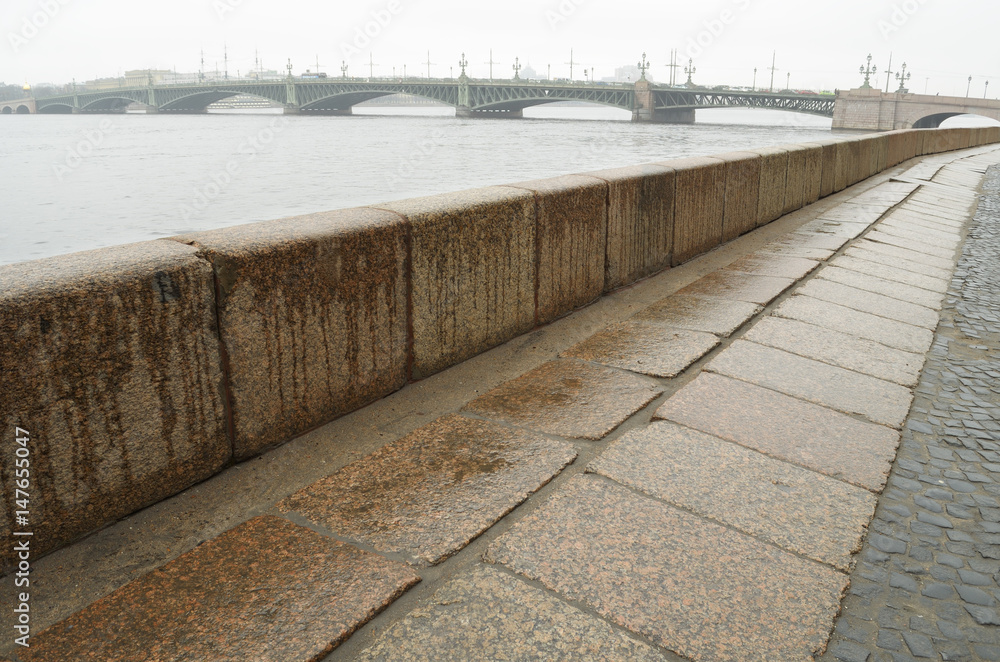 The granite embankment of the Neva.