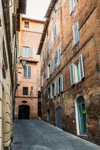 Dans les rues de Sienne en Toscane