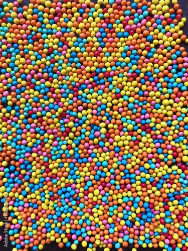 Confectionery sprinkling colored balls