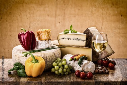 Fototapeta Naklejka Na Ścianę i Meble -  many types of french cheese