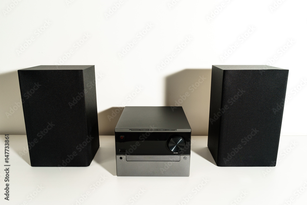 hi-fi stereo music equipment hi-fi stereo music equipment