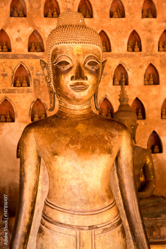 Buddha statue photo