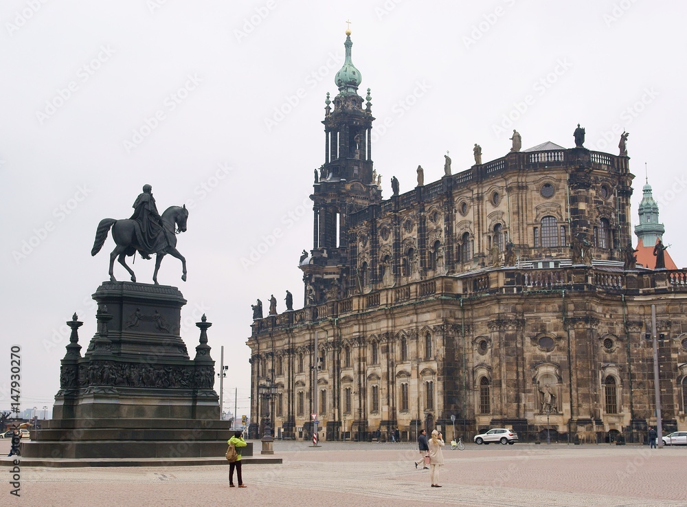 Fototapeta premium cityscape of DRESDEN ald city