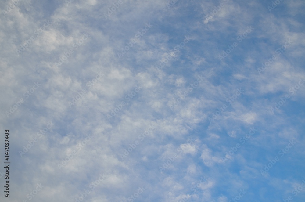 空 空