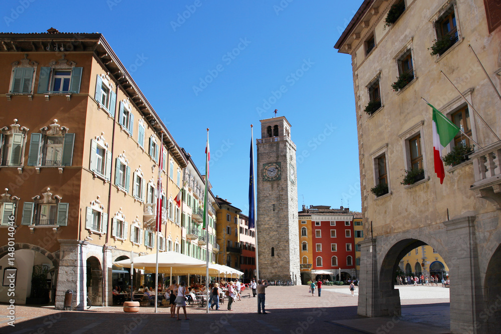 Riva del Garda, Piazza Catena