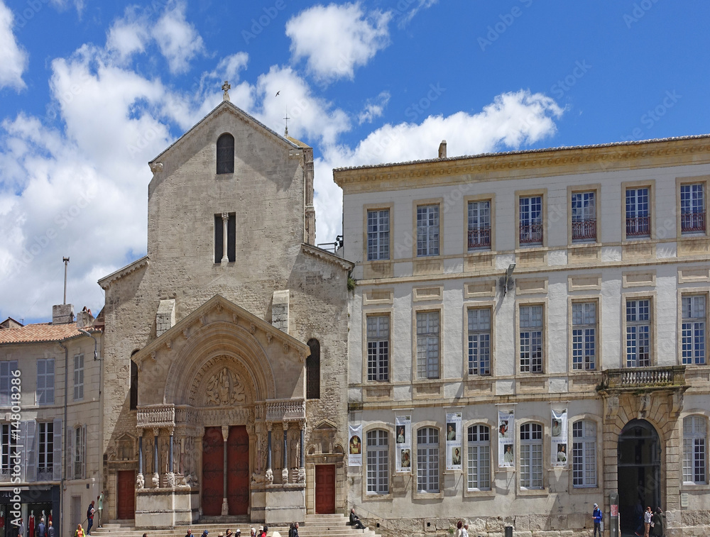Eglise st Trophime à Arles
