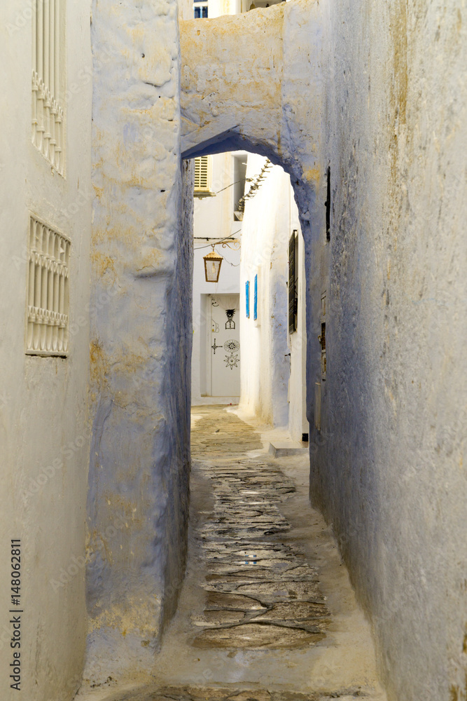 In den Gassen der Medina von Hammamet in Tunesien