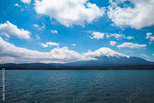 Mountain fuji and Lake ,the most famous place in Japan to traveling.