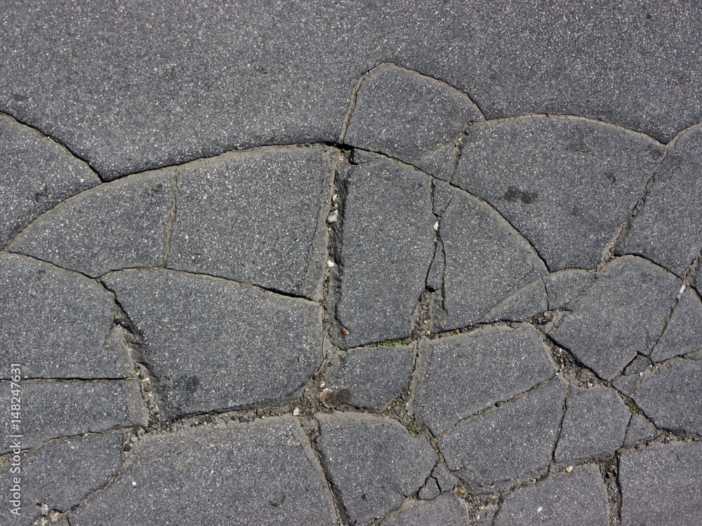 Obraz premium Cracked tarmac