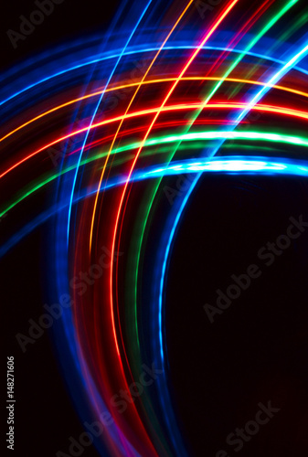Streaky light patterns from long exposure