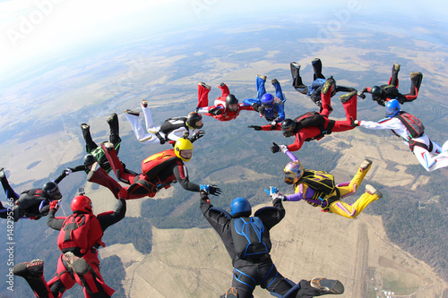 Obraz na płótnie Skydivers in the sky