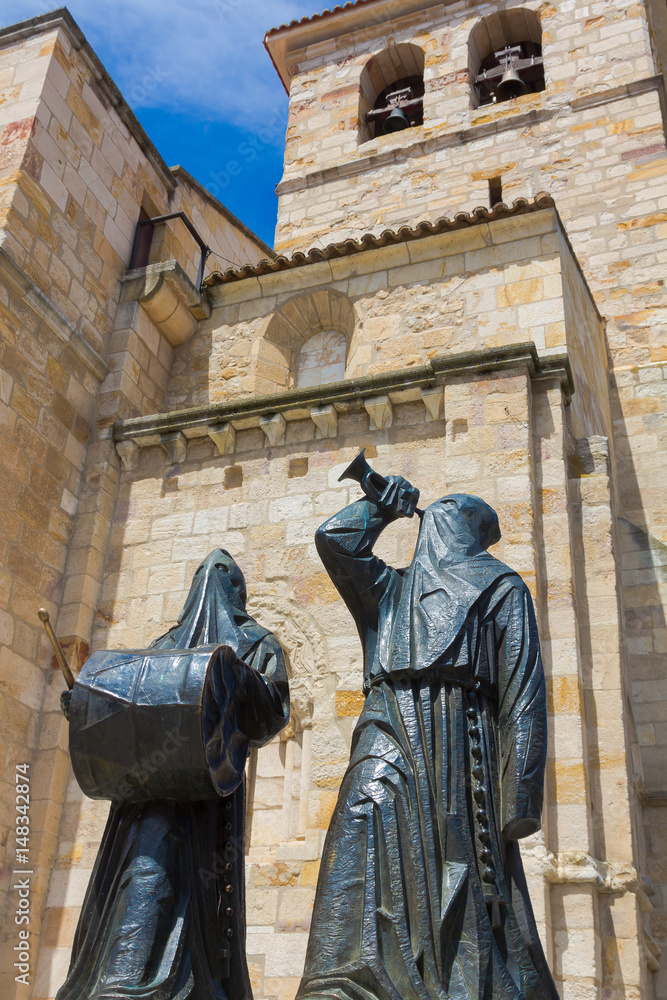 Sculptures homage to Nazarenes in the city of Zamora, Spain