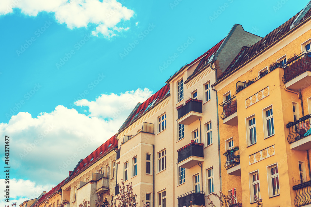 Fototapeta premium orange buildings at prenzlauer berg - based in berlin