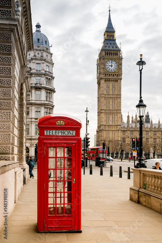 Fényképezés London Telephone Booth and Big Ben
