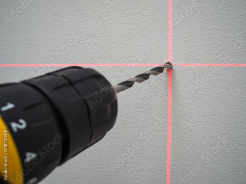 Laser level and lines on the wall