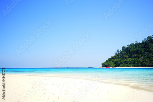 Fototapeta Naklejka Na Ścianę i Meble -  Tropical beach in Thailand
