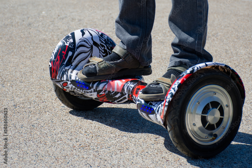 Obraz premium riding gyroscope