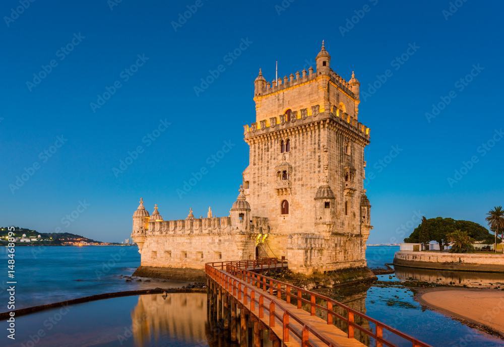 Obraz premium Belem Tower in Lisbon Portugal at Sunrise
