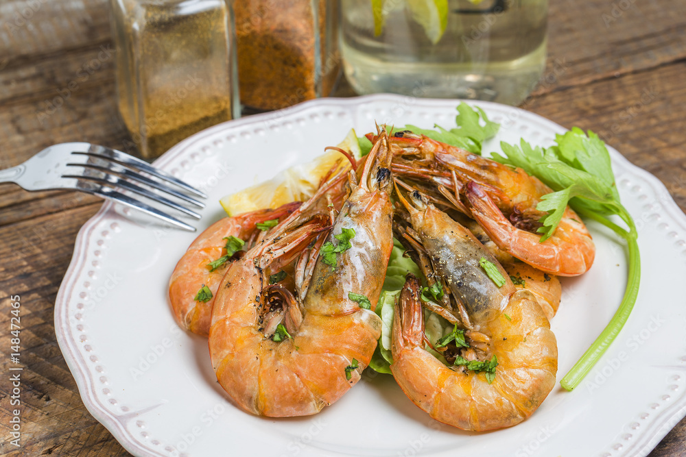 Grilled king prawns，Grilled shrimp
