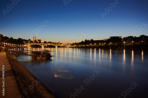 Panorama der Stadt Basel mit Rhein
